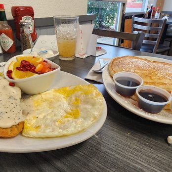 Hot Off The Griddle - Breakfast & Brunch Near Me - Orangevale, California