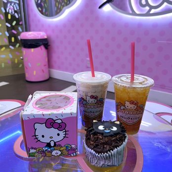 Hello Kitty Cafe - Milk tea, mango tea, choco cat cupcake - Themed Cafes Near Me - Las Vegas, Nevada