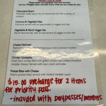 Wingtips Lounge - Airport Lounges Near Me - St. Louis, Missouri