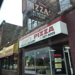 Toni's Pizza - My husband said this is the best pizza in the world.