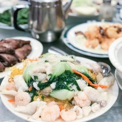 Full Moon House - Seafood Chow Mein with Crispy Noodles
