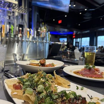 Yard House - Ambiance - New American Near Me - Saint Louis Park, Minnesota Yard House - Ambiance - New American Near Me - Saint Louis Park, Minnesota
