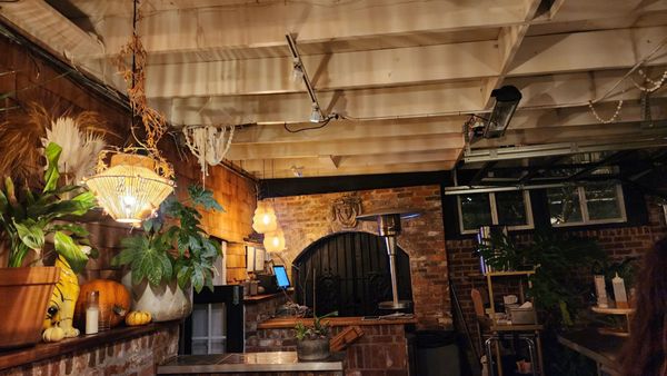 GOLDFINCH KITCHEN & COCKTAILS - Updated December 2024 - 98 Photos & 72