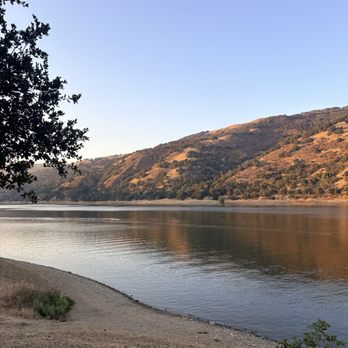 Coyote Lake County Park - Lake - Parks Near Me - Gilroy, California Coyote Lake County Park - Lake - Parks Near Me - Gilroy, California