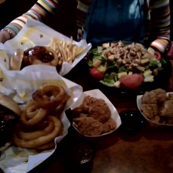 Buffalo Wild Wings - American Near Me - Gahanna, Ohio Buffalo Wild Wings - American Near Me - Gahanna, Ohio