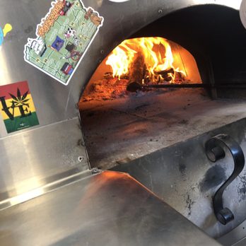 Due Mani Pizza - Wood oven - Pizza Near Me Due Mani Pizza - Wood oven - Pizza Near Me