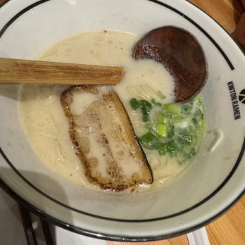 KINTON RAMEN MARINE GATEWAY - Ramen Near Me - Vancouver, British Columbia KINTON RAMEN MARINE GATEWAY - Ramen Near Me - Vancouver, British Columbia