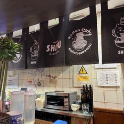 Ramen Shifu - Bar seating