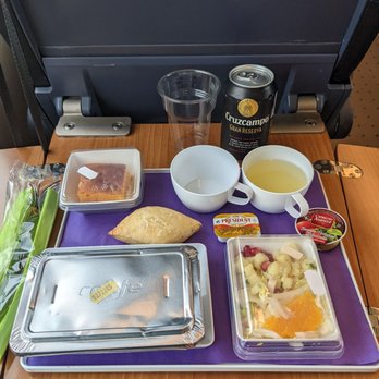 Estación de Madrid Atocha - Lunch on board - Train Stations Near Me - Madrid, M Estación de Madrid Atocha - Lunch on board - Train Stations Near Me - Madrid, M