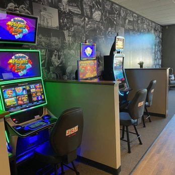 Debbie's Slots Lounge - Casinos Near Me - Oswego, Illinois Debbie's Slots Lounge - Casinos Near Me - Oswego, Illinois