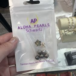 Aloha Pearls & Schwartz - Kailua-Kona