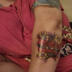Full Moon Tattoo