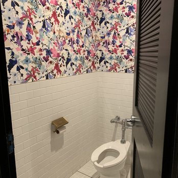 Liberty Common - Bathroom - Southern Near Me - Nashville, Tennessee Liberty Common - Bathroom - Southern Near Me - Nashville, Tennessee