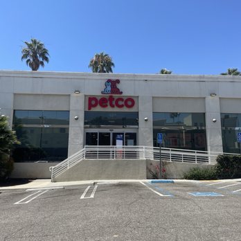 Petco - Pet Training Near Me - Santa Monica, California Petco - Pet Training Near Me - Santa Monica, California