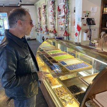Chocolate Secrets - Chocolatiers & Shops Near Me - Dallas, Texas Chocolate Secrets - Chocolatiers & Shops Near Me - Dallas, Texas