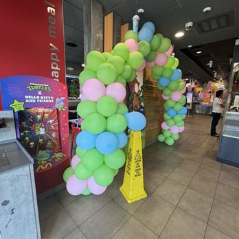 McDonald's - Fast Food Near Me - North Hollywood, California