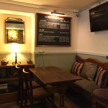 Corinium Court Hotel - Hotels Near Me - Cirencester, GLS