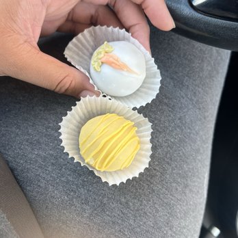Cakes n' Mor - Bakeries Near Me - Houston, Texas