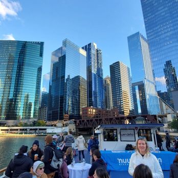 Wendella Tours & Cruises - Boat Charters Near Me - Chicago, Illinois
