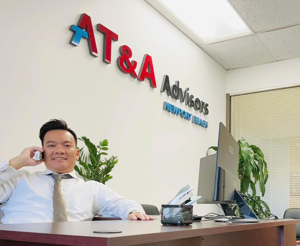 AT&A Advisors logo