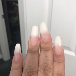 Gold Star Nails