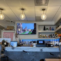 Supreme Thai Bistro - Halloween Deco