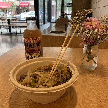 Brightwok Kitchen - Sweet Umami Mushroom hot bowl - Asian Fusion Near Me - Chicago, Illinois