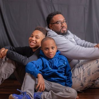 My Rene Studio Images - Family Portraits - Session Photography Near Me My Rene Studio Images - Family Portraits - Session Photography Near Me