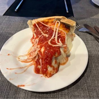 Il Baretto - Chicago Stuffed Deep Dish Pizza - Pizza Near Me - Plantation, Florida Il Baretto - Chicago Stuffed Deep Dish Pizza - Pizza Near Me - Plantation, Florida
