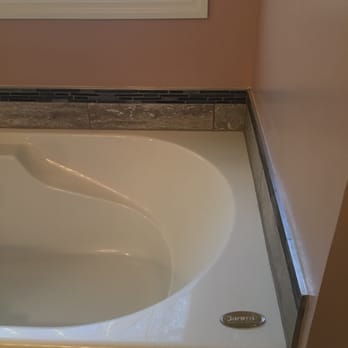 A Touch of Magic Flooring - a bathtub - Flooring Near Me A Touch of Magic Flooring - a bathtub - Flooring Near Me
