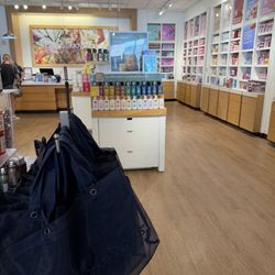Bath & Body Works