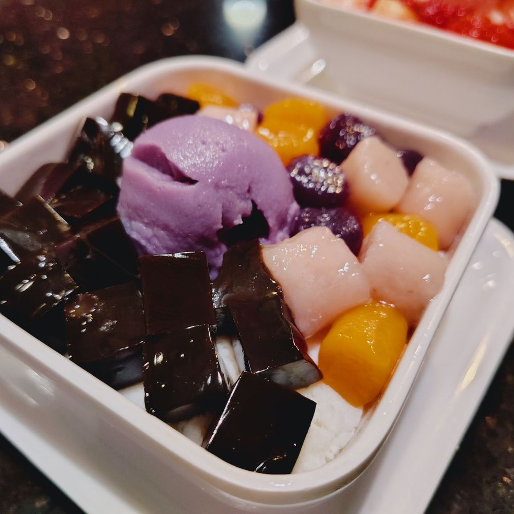 Premier Dessert Art - Taro Ball - Desserts Near Me - Monterey Park, California Premier Dessert Art - Taro Ball - Desserts Near Me - Monterey Park, California