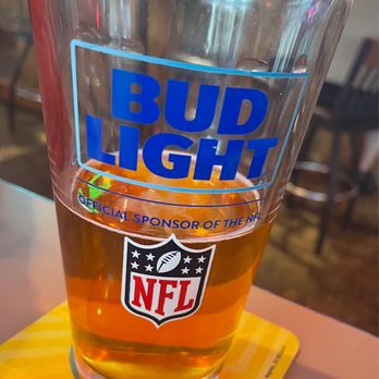Wellington's Pub & Grill - Oktoberfest! - Pubs Near Me - Winona, Minnesota Wellington's Pub & Grill - Oktoberfest! - Pubs Near Me - Winona, Minnesota