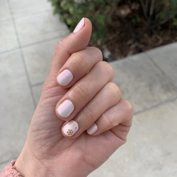 MiniLuxe Beverly Hills - Nails - Waxing Near Me - Beverly Hills, California MiniLuxe Beverly Hills - Nails - Waxing Near Me - Beverly Hills, California