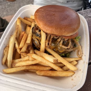 Big Nick’s - Big nicks burger - Burgers Near Me - Hanalei, Hawaii