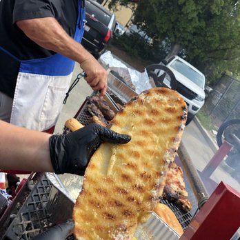 Big Mann BBQ - Bread off the BBQ - Caterers Near Me - Ventura, California Big Mann BBQ - Bread off the BBQ - Caterers Near Me - Ventura, California