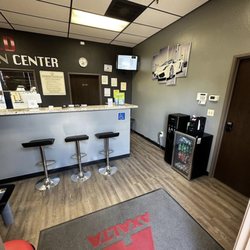 DLD Collision Center - Customer Waiting Room