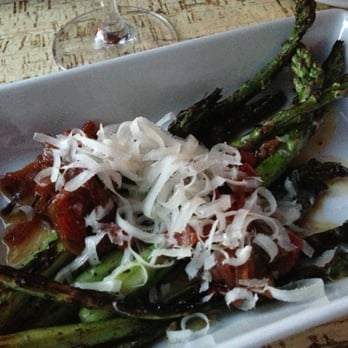 How to Cook a Wolf - Asparagus with roasted pepper vinaigrette - Italian Near Me - Seattle, Washington