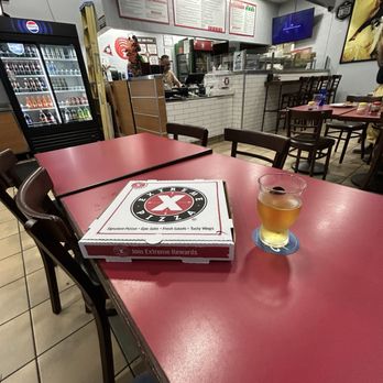 Extreme Pizza - Pizza box and beer - Pizza Near Me - Walnut Creek, California Extreme Pizza - Pizza box and beer - Pizza Near Me - Walnut Creek, California