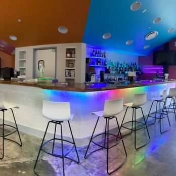 Glass Panda - Bar with outdoor patio - Asian Fusion Near Me - Hoover, Alabama