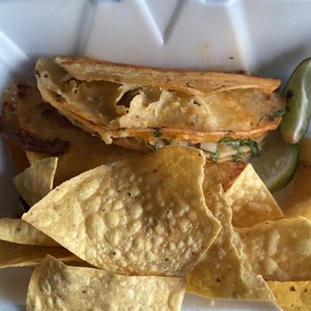 Taquiza Limon - Quesabirria tacos with chips - Mexican Near Me - Brentwood, California Taquiza Limon - Quesabirria tacos with chips - Mexican Near Me - Brentwood, California