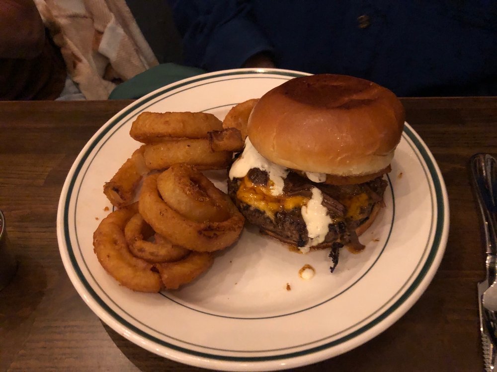 W Bar Bistro