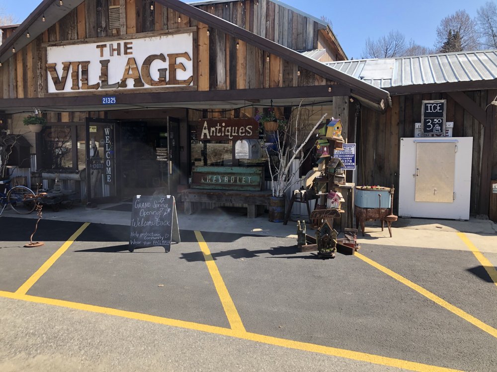 Lake Wenatchee Village