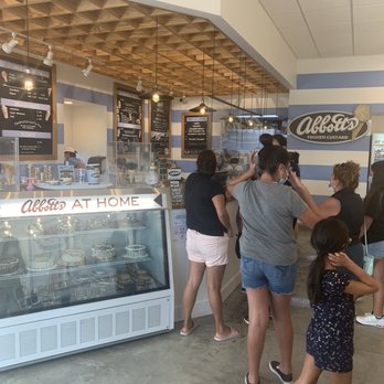 Abbott's Frozen Custard - Inside - Ice Cream & Frozen Yogurt Near Me - Concord, North Carolina