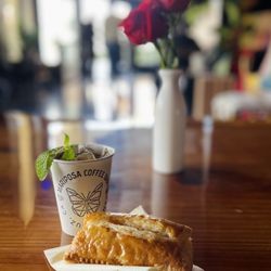 Mariposa Coffee Bar - Mint drip and the delicious guava and cheese pastry