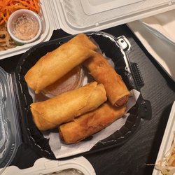 Song Euy Nong on Wheels - Egg Rolls