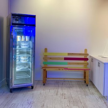 Nicey Treat - Popsicles bench and PIES!! Oh yeah THEY SELL PIES!! - Ice Cream & Frozen Yogurt Near Me - Fishers, Indiana Nicey Treat - Popsicles bench and PIES!! Oh yeah THEY SELL PIES!! - Ice Cream & Frozen Yogurt Near Me - Fishers, Indiana