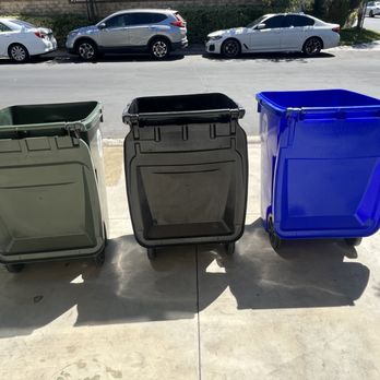 SCV Trash Can Cleaning - Pressure Washers Near Me SCV Trash Can Cleaning - Pressure Washers Near Me