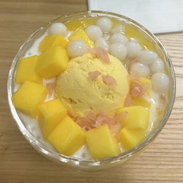 A1 Special Mango Juice Sago & Pomelo W. Mango Ice Cream A1 Special Mango Juice Sago & Pomelo W. Mango Ice Cream