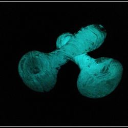 Long Strange Rip - Glowing shot of the glow in the dark spoons from Billy Mayer